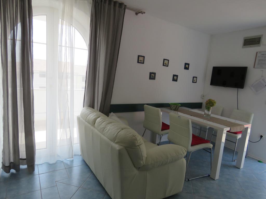 Apartments Villa Urbajs Vrsar Εξωτερικό φωτογραφία