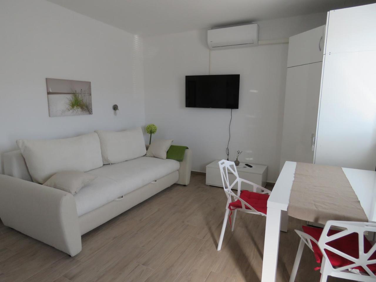 Apartments Villa Urbajs Vrsar Εξωτερικό φωτογραφία